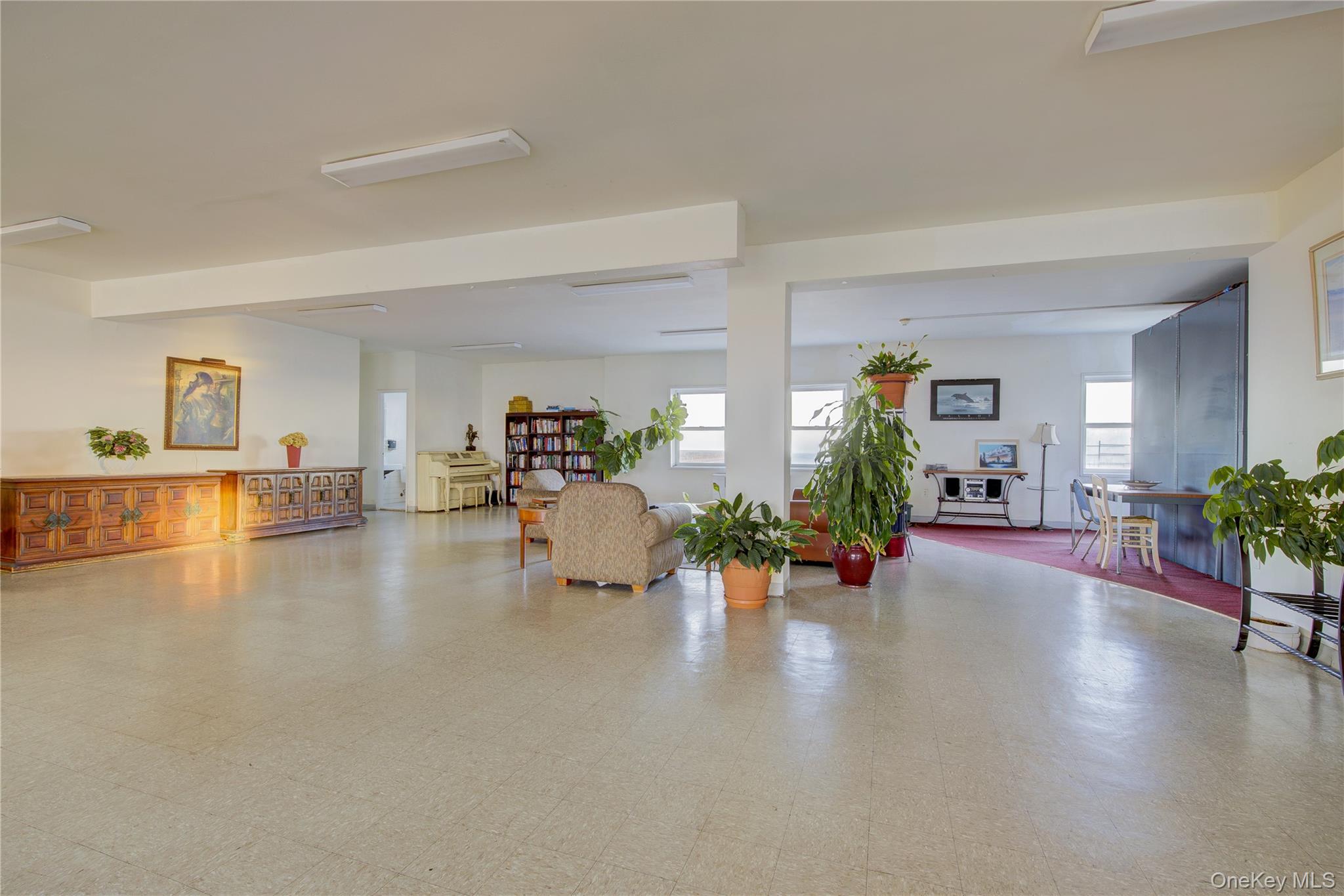 370 W Broadway # 4K, Long Beach, NY 11561