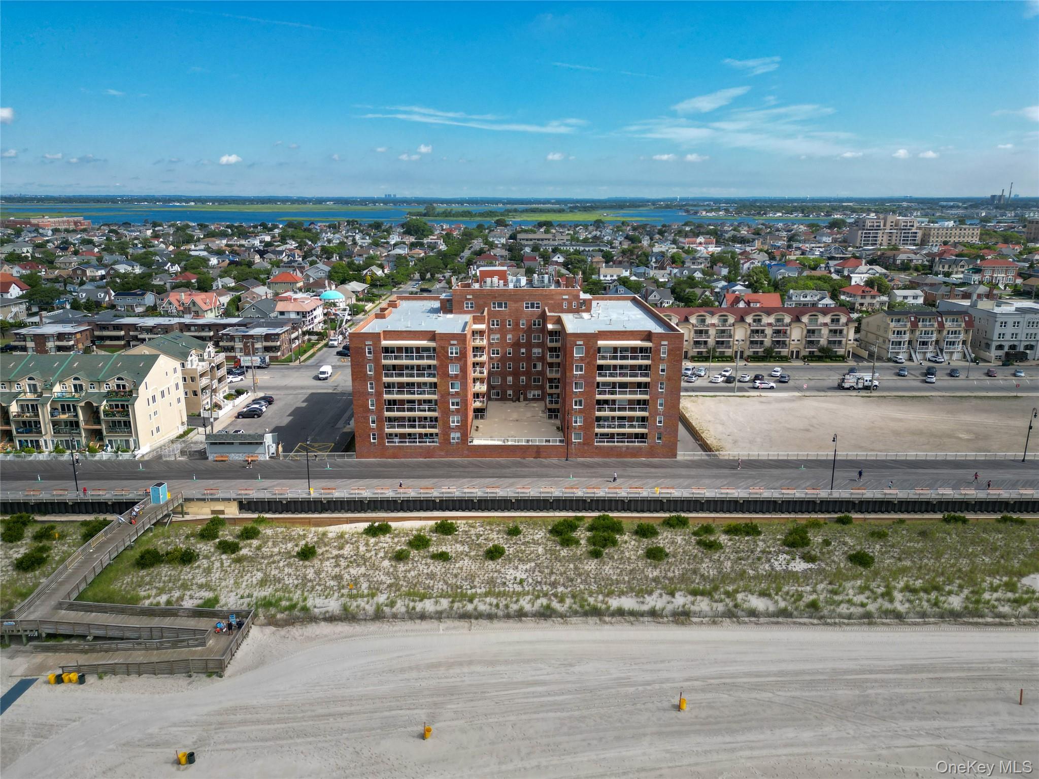 370 W Broadway # 4K, Long Beach, NY 11561