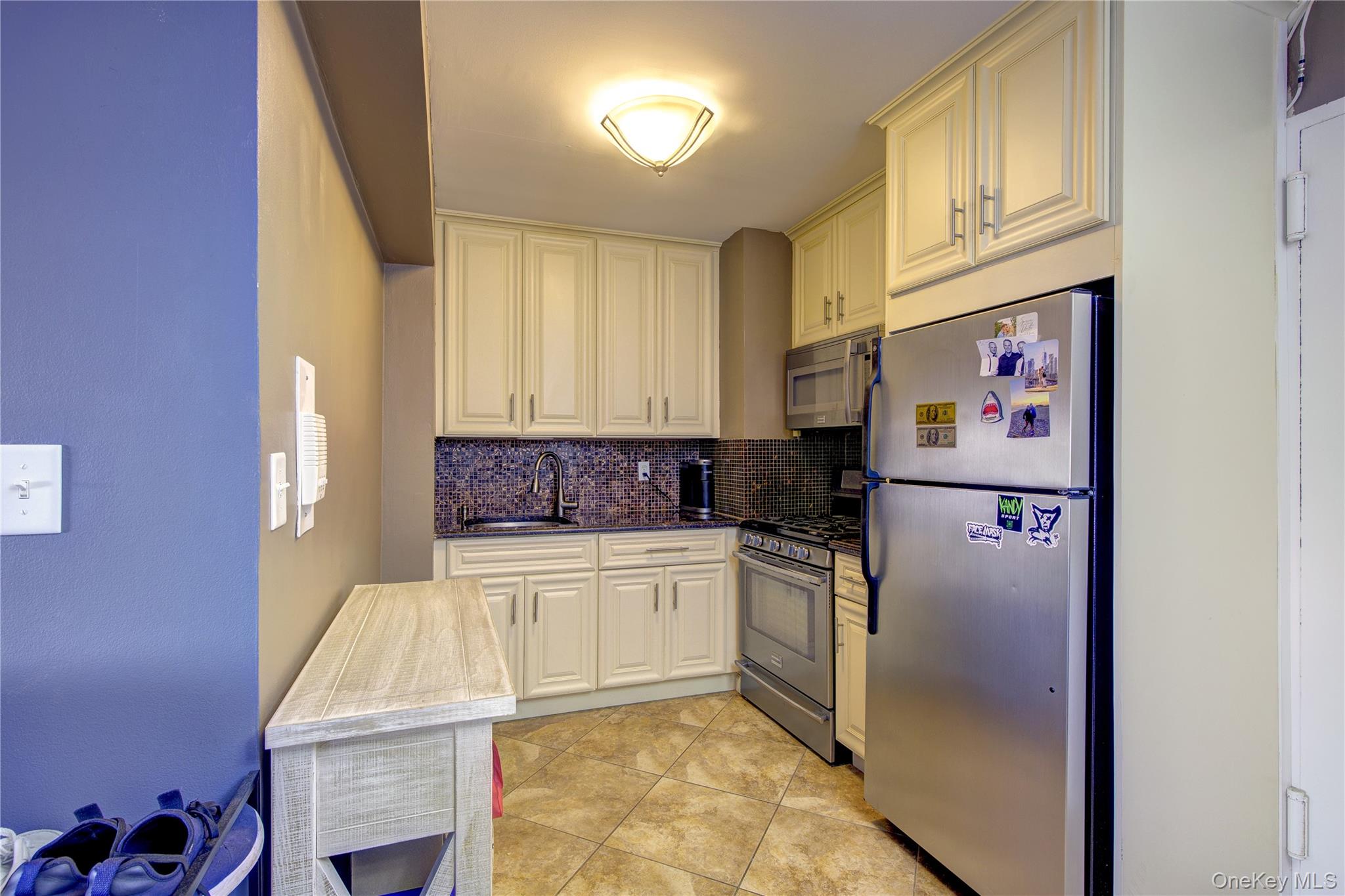 370 W Broadway # 4K, Long Beach, NY 11561