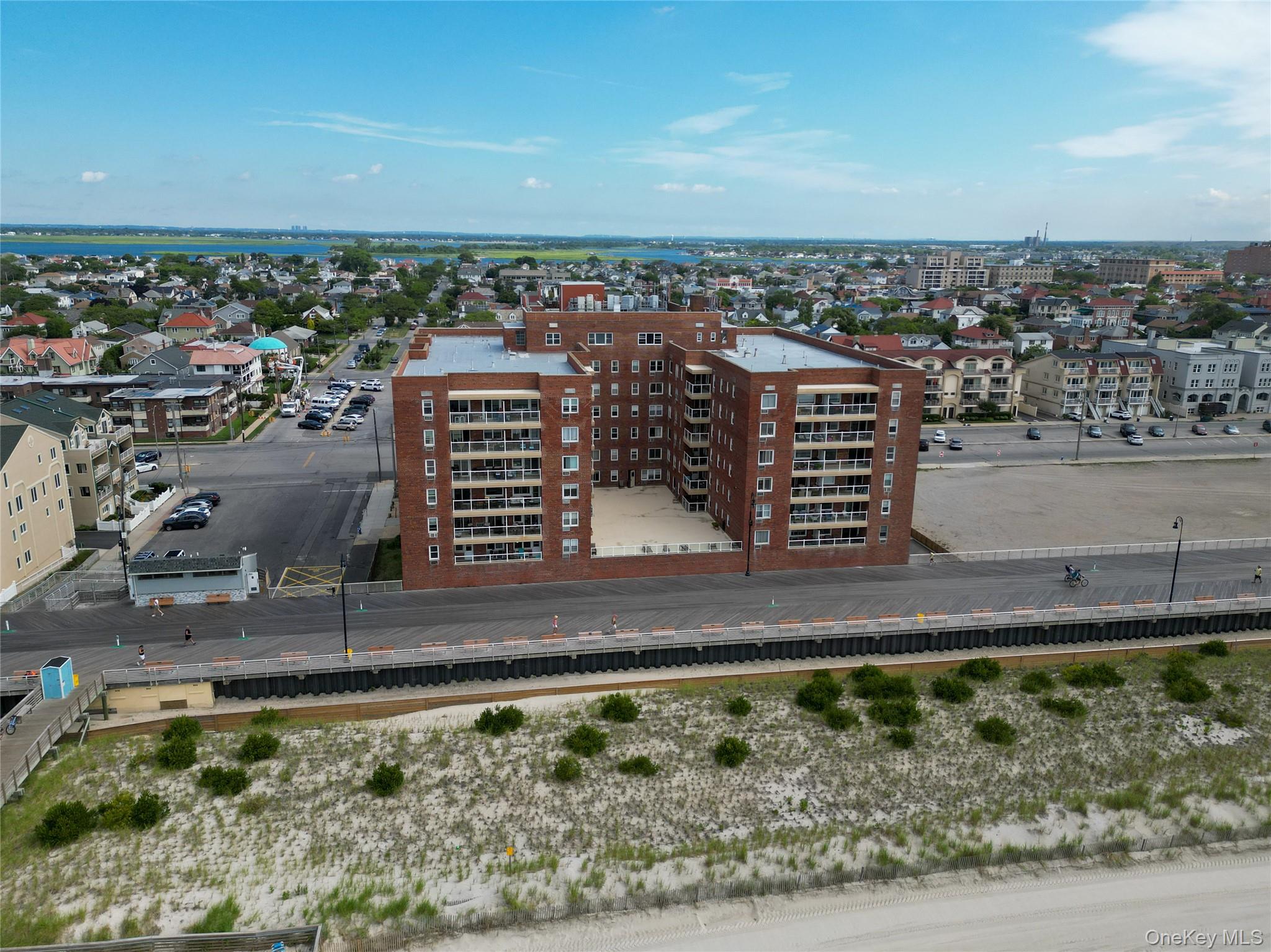 370 W Broadway # 4K, Long Beach, NY 11561