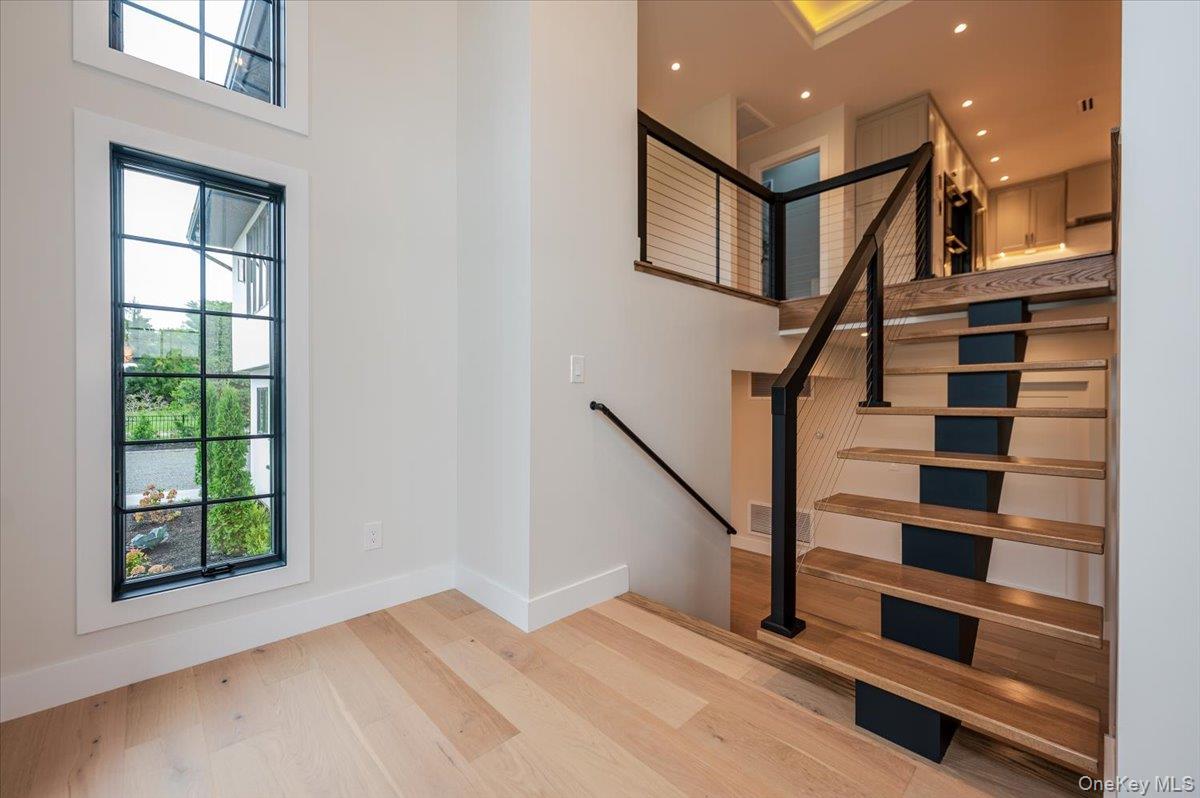 147 W Bayberry Road, Islip, NY 11751