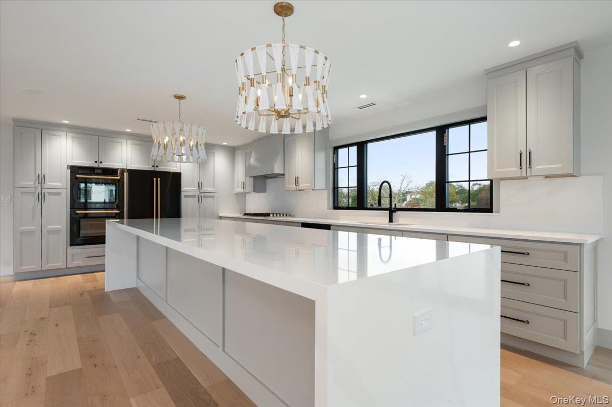 147 W Bayberry Road, Islip, NY 11751