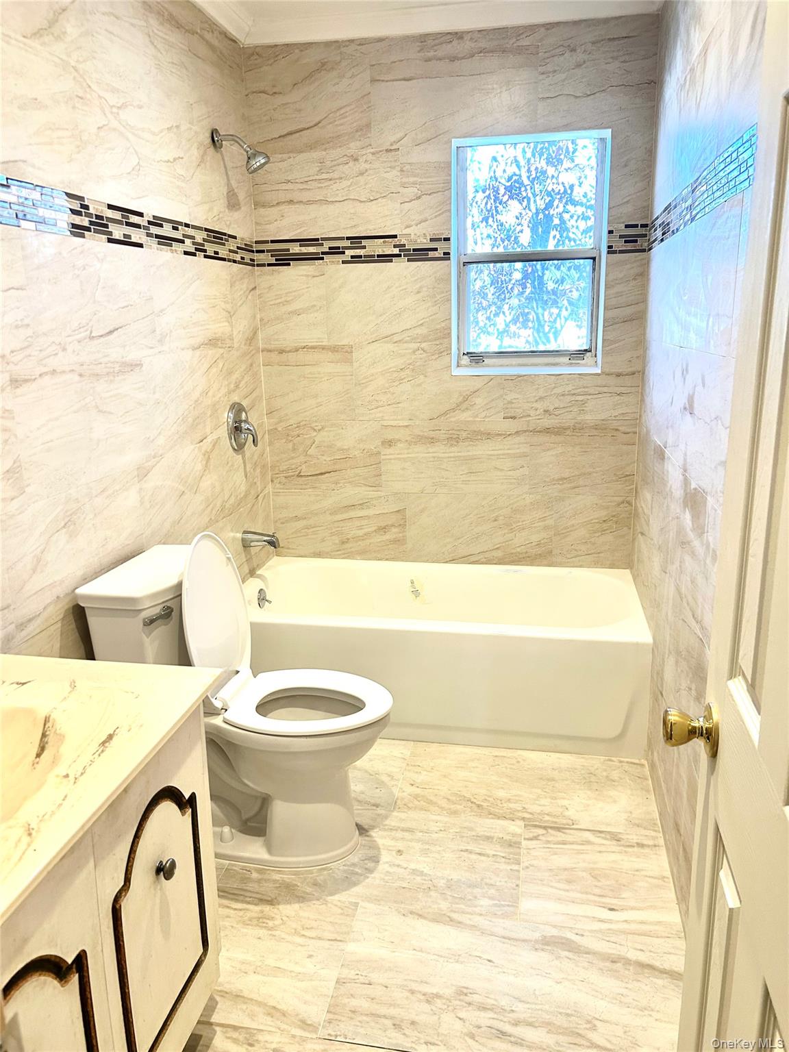 115 Artist Lake Drive, Middle Island, NY 11953