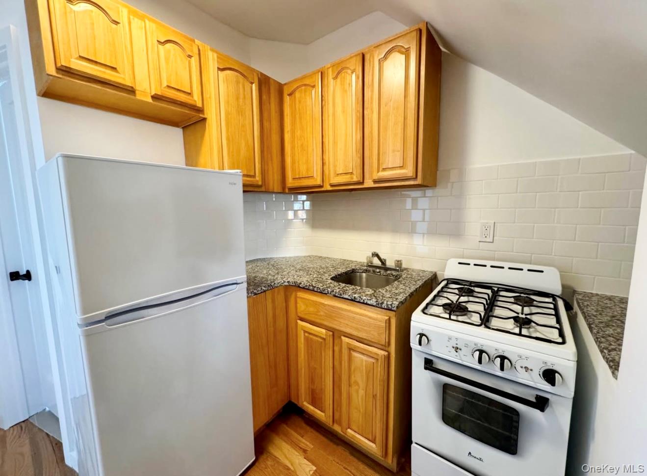 73-37 52 Avenue, Maspeth, NY 11378