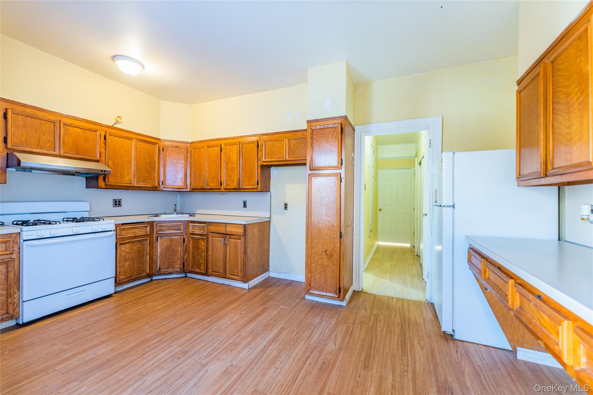 31-39 84th Street, Jackson Heights, NY 11370