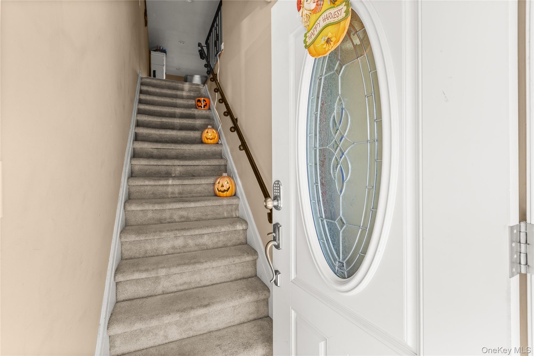 441 Mariners Way, Copiague, NY 11726