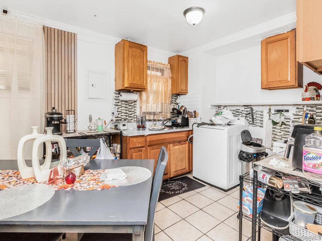 2108 Arthur Avenue, Bronx, NY 10457