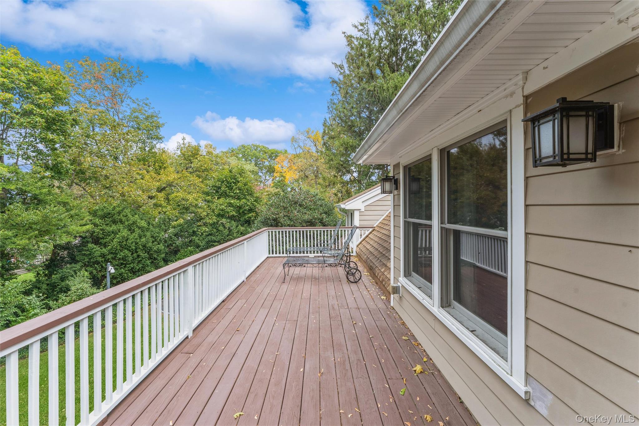 15 Ridge Road, Glen Cove, NY 11542