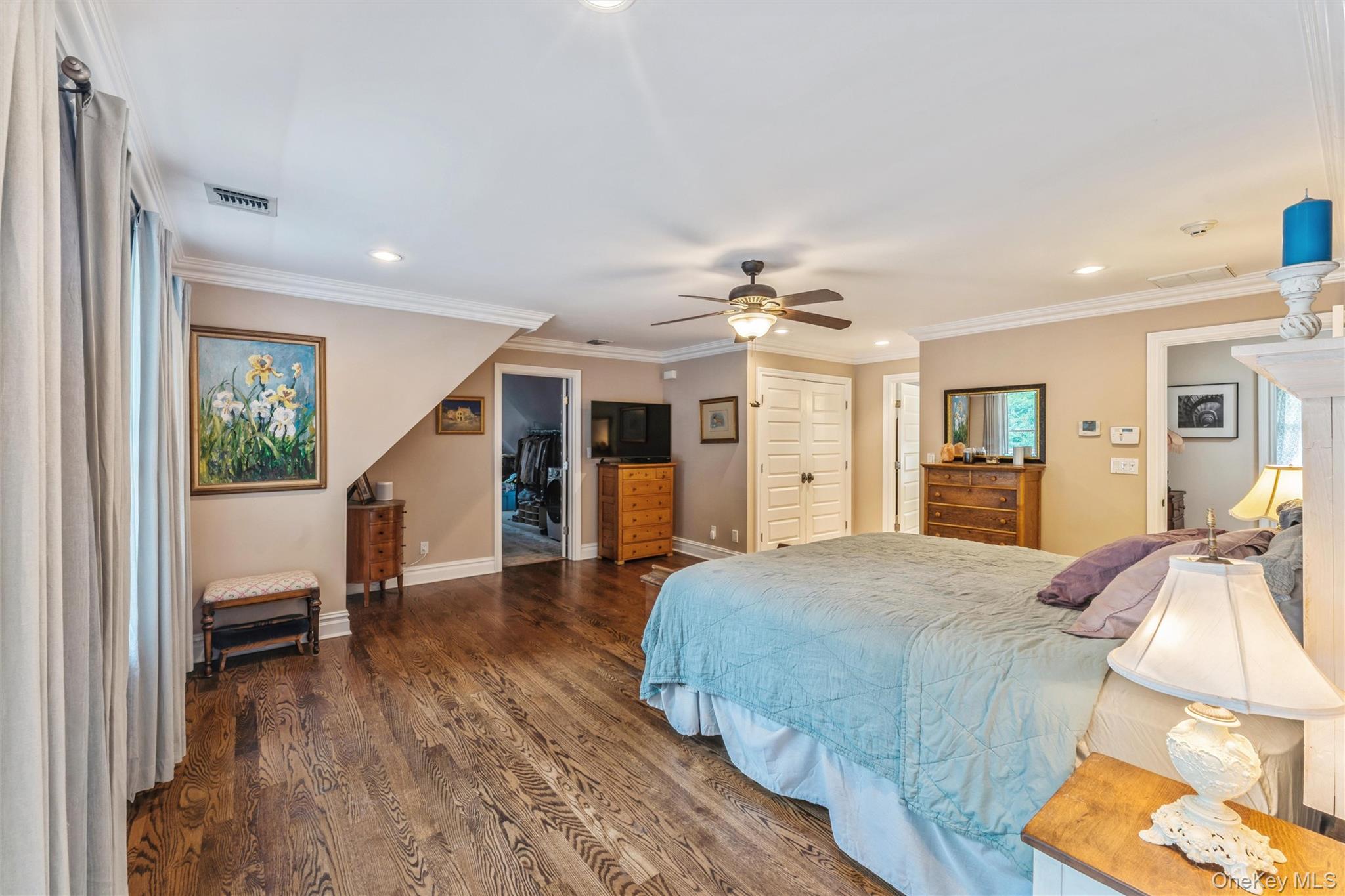 15 Ridge Road, Glen Cove, NY 11542