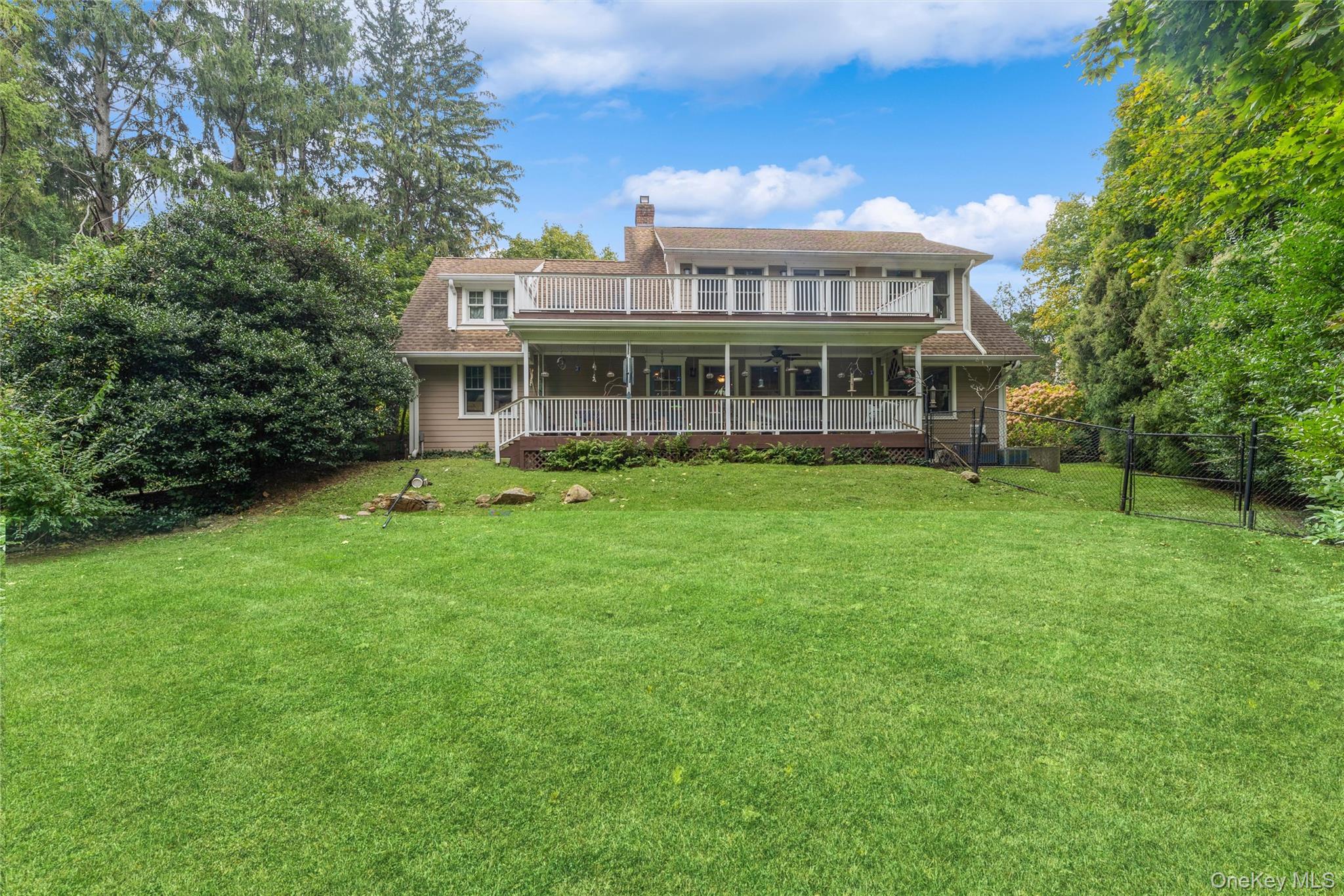 15 Ridge Road, Glen Cove, NY 11542