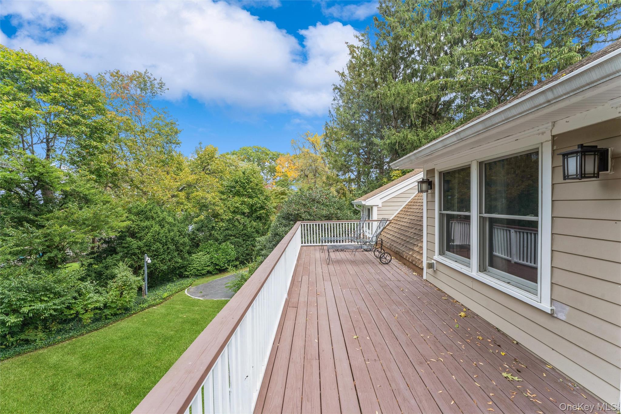 15 Ridge Road, Glen Cove, NY 11542