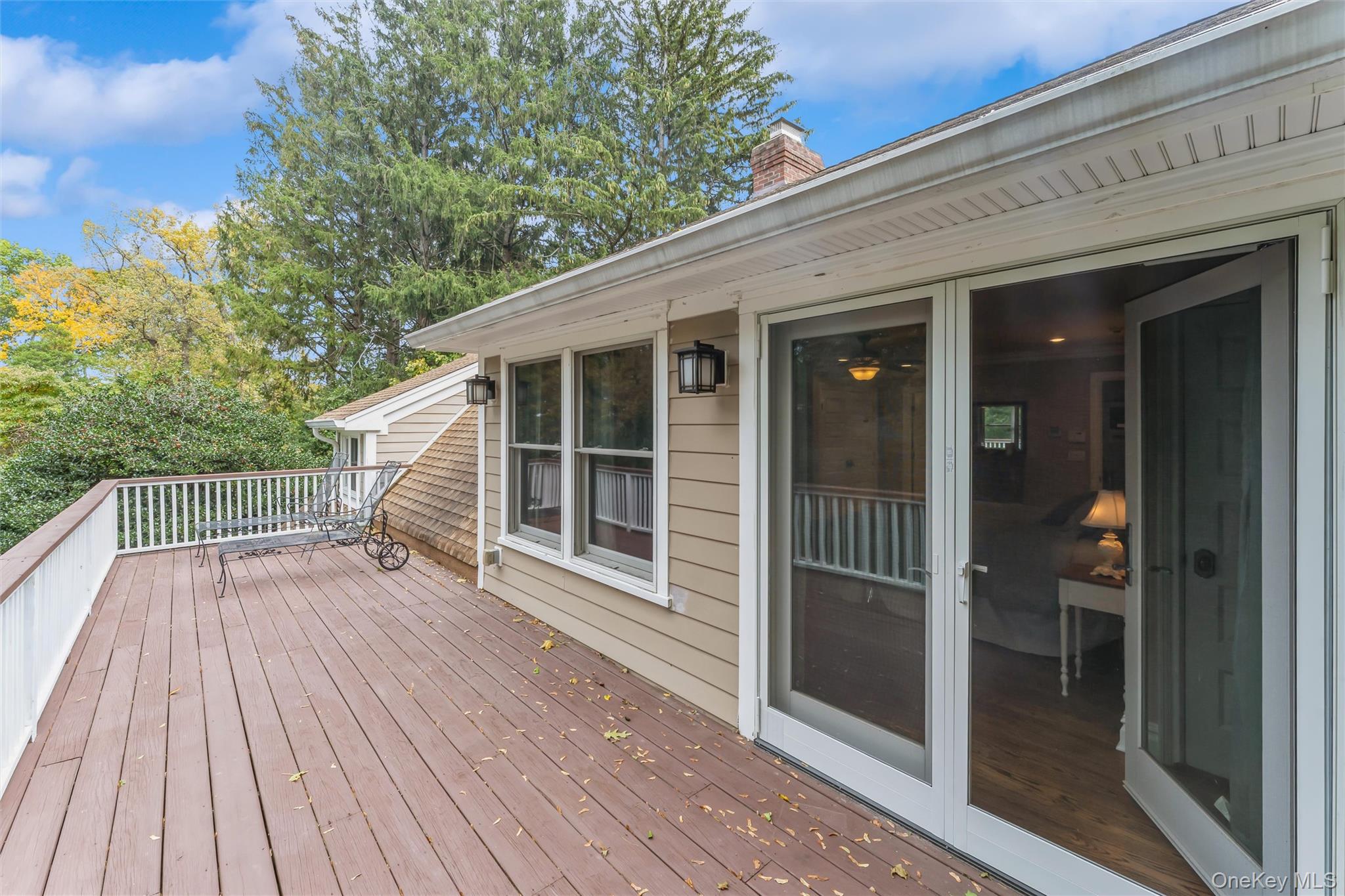 15 Ridge Road, Glen Cove, NY 11542