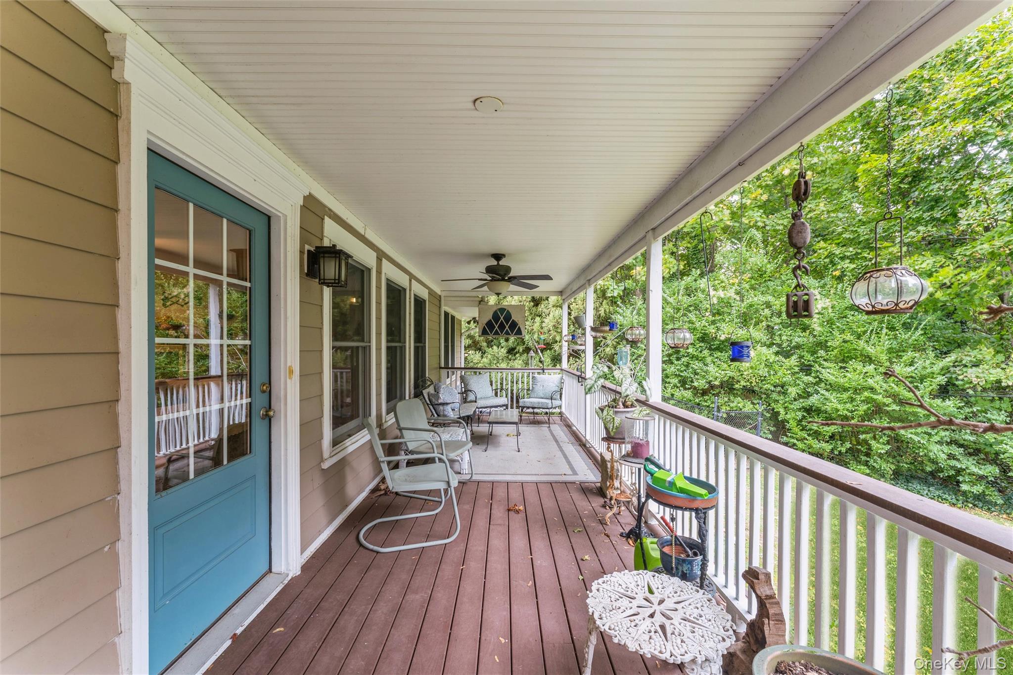 15 Ridge Road, Glen Cove, NY 11542