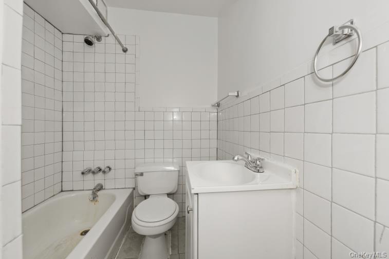 865 Home Street, Bronx, NY 10459