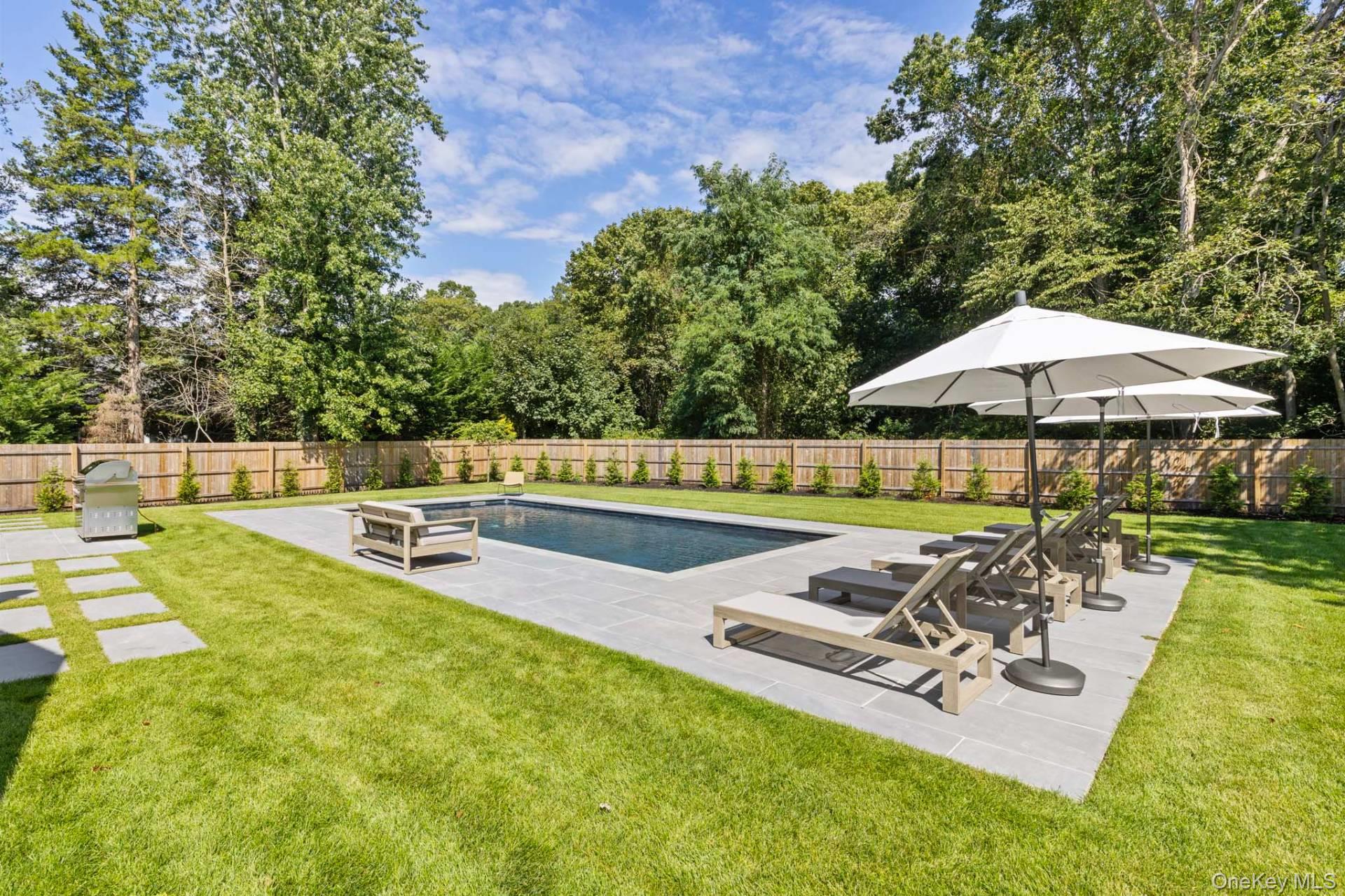 Hampton Bays, NY 11946