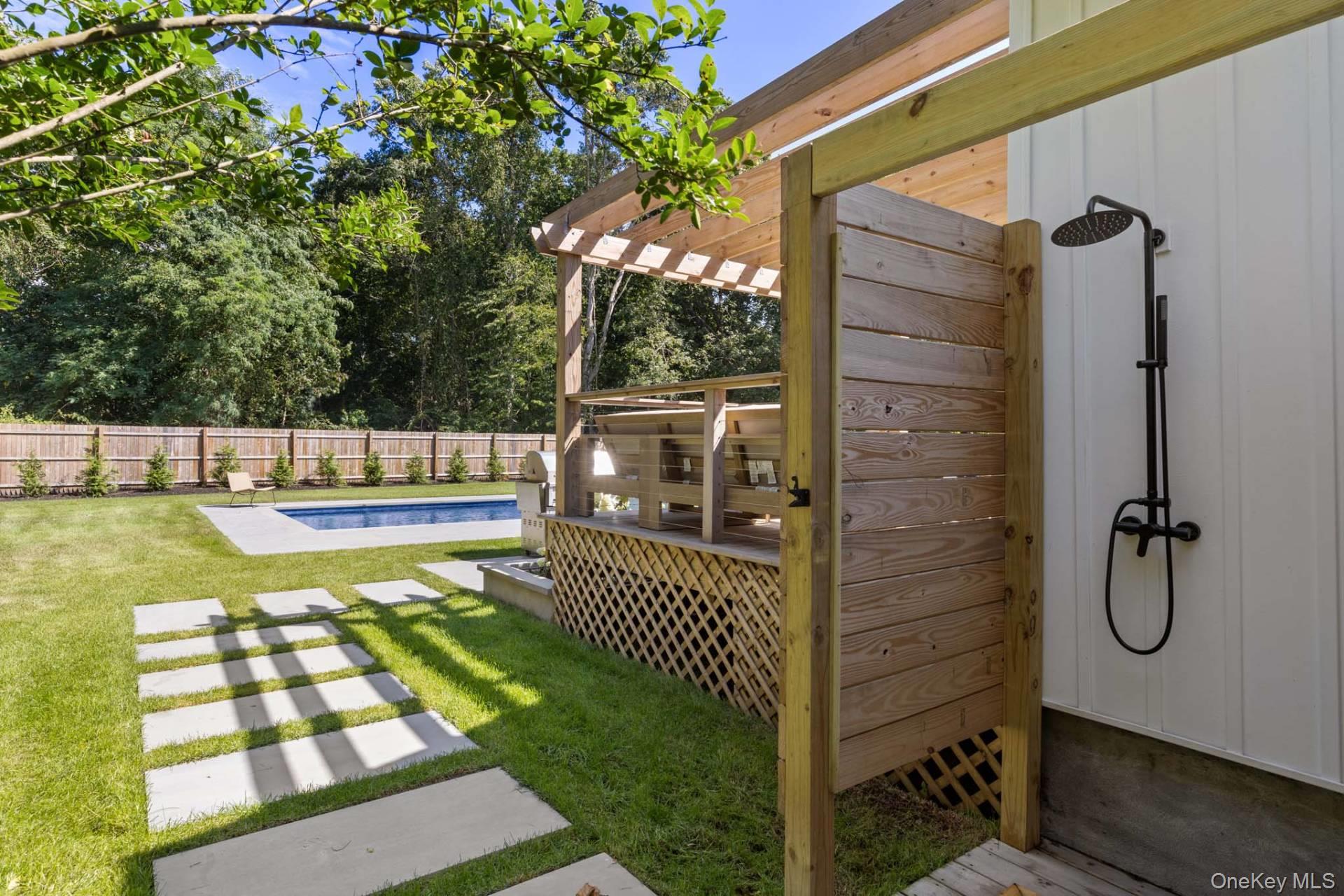 Hampton Bays, NY 11946