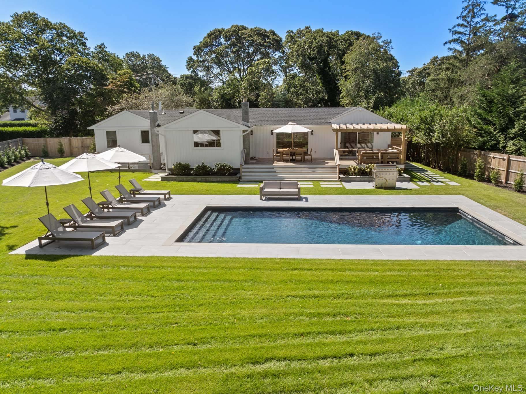 Hampton Bays, NY 11946