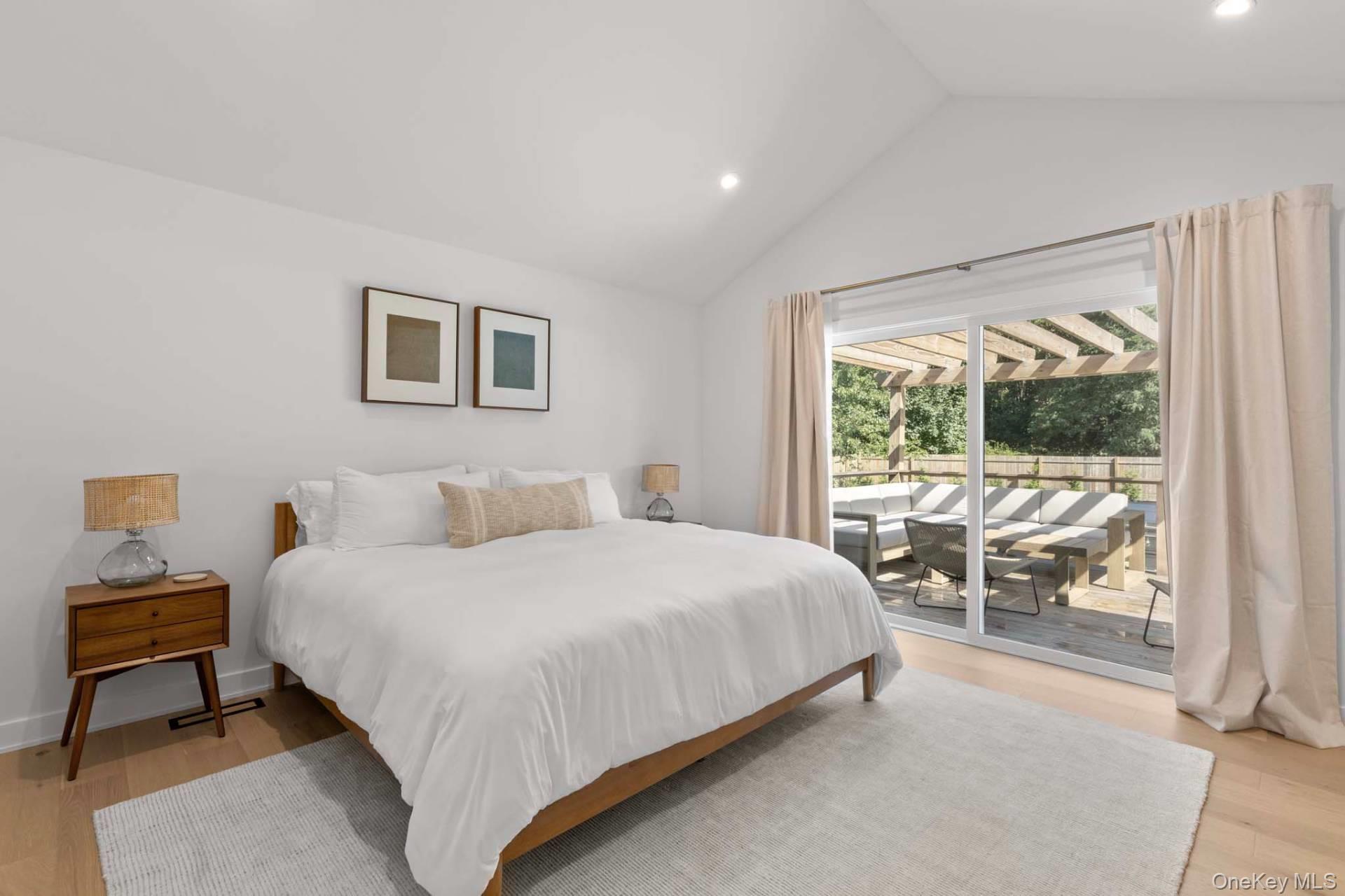 Hampton Bays, NY 11946