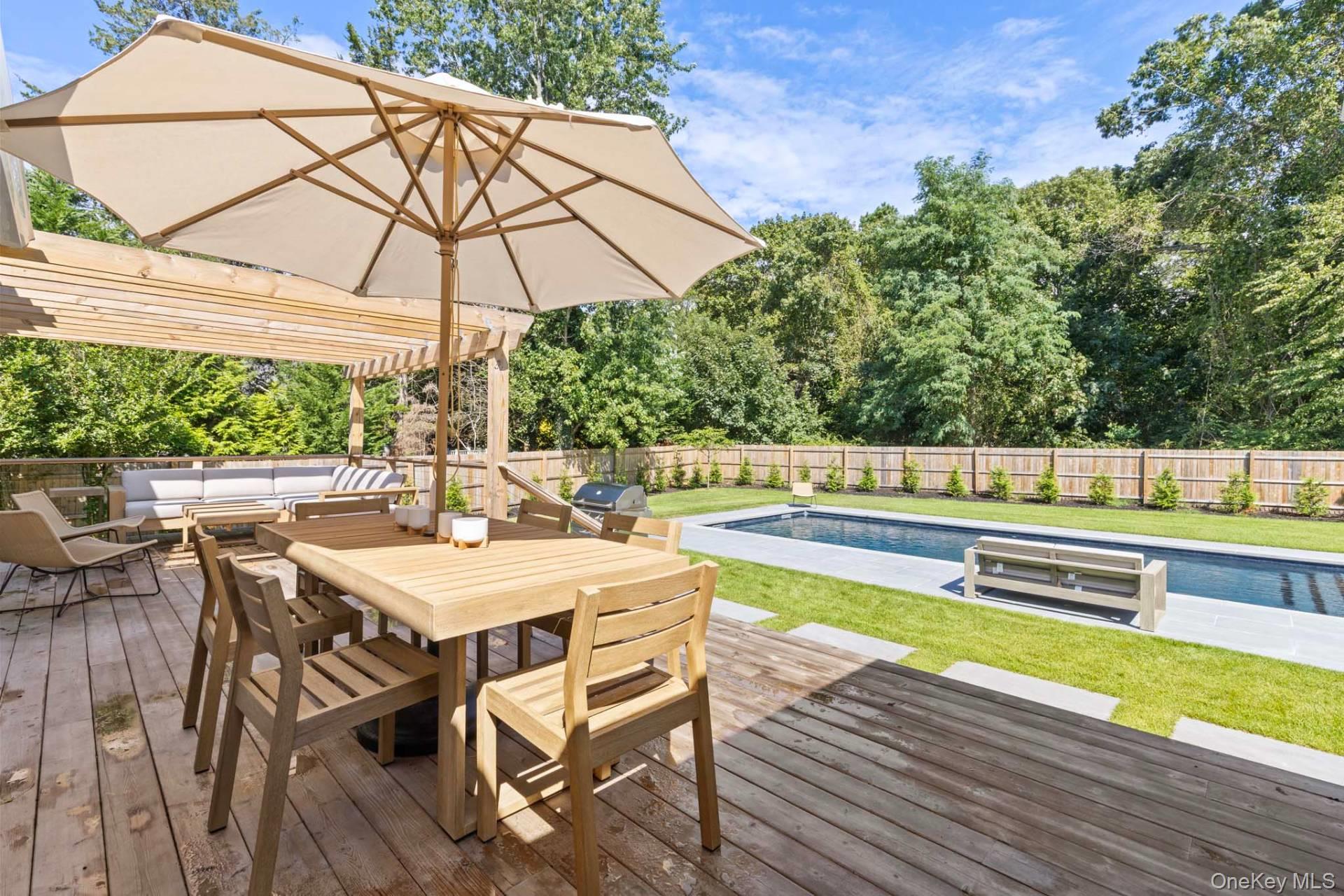 Hampton Bays, NY 11946