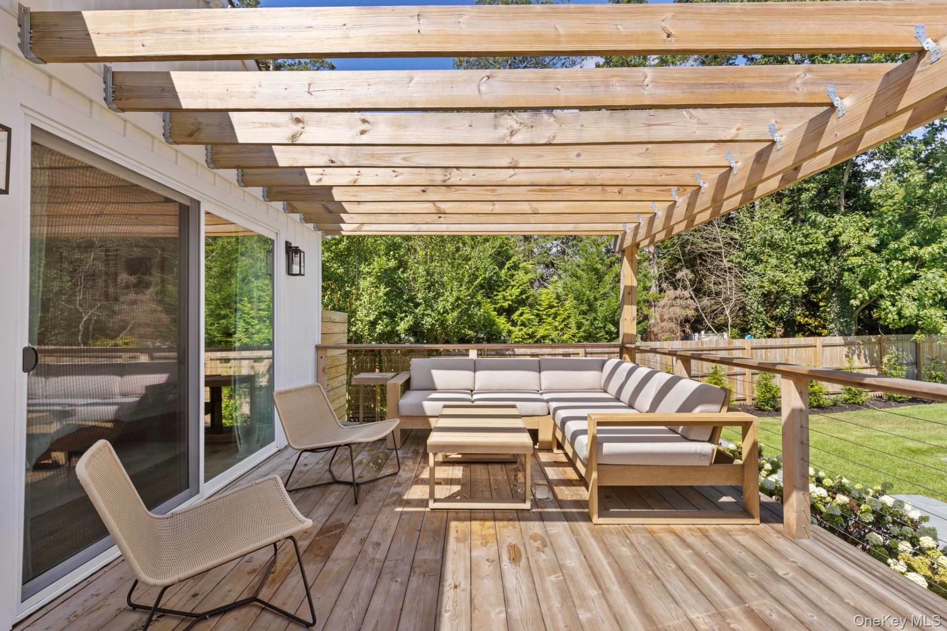 Hampton Bays, NY 11946