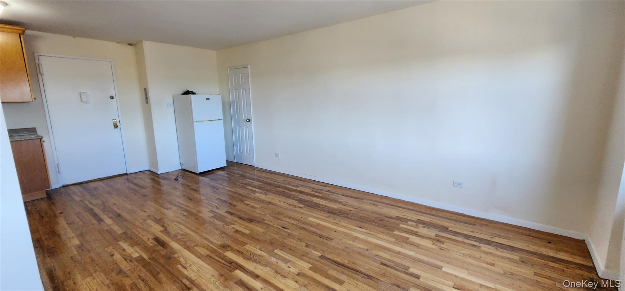 222-89 Braddock Ave # 6-D, Bellerose, NY 11426