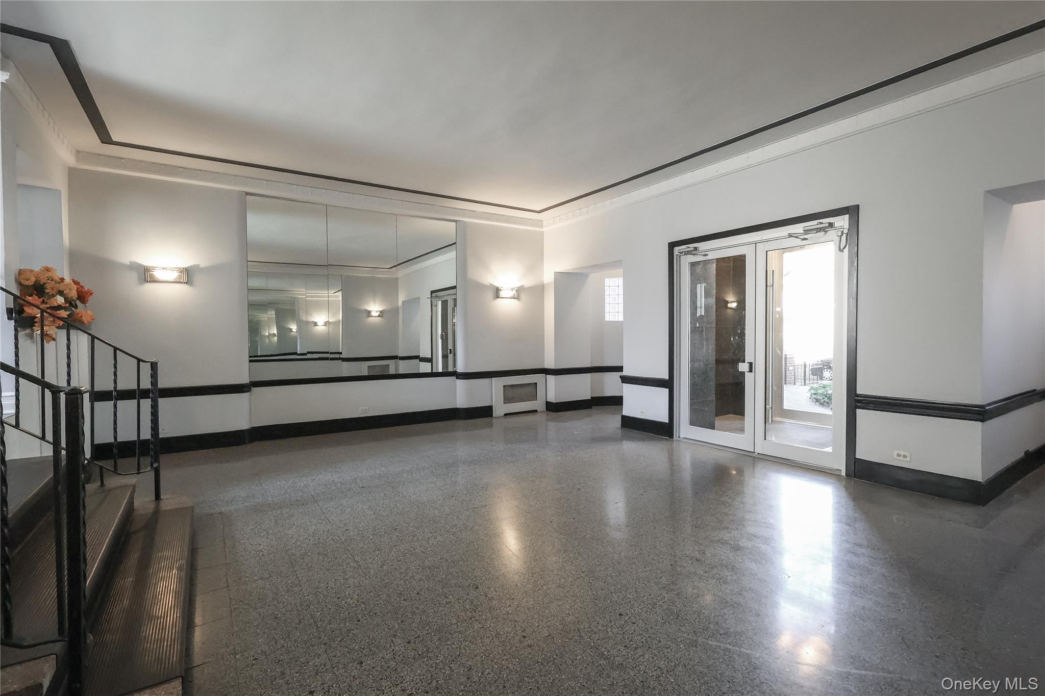 65-36 Wetherole Street # 309, Rego Park, NY 11374