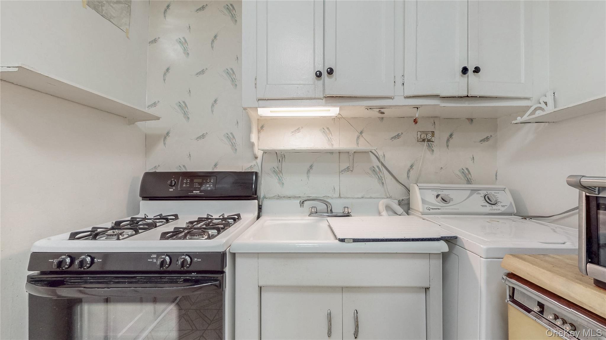 65-36 Wetherole Street # 309, Rego Park, NY 11374