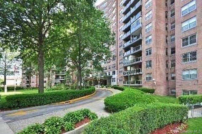 61-20 Grand Central Parkway # A507, Forest Hills, NY 11375