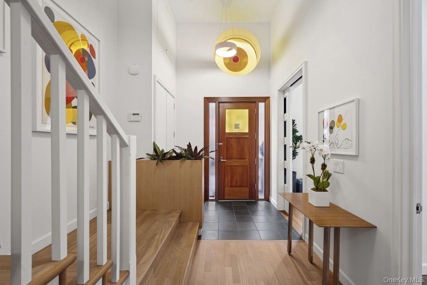 3 MORTON Square, New York (Manhattan), NY 10014