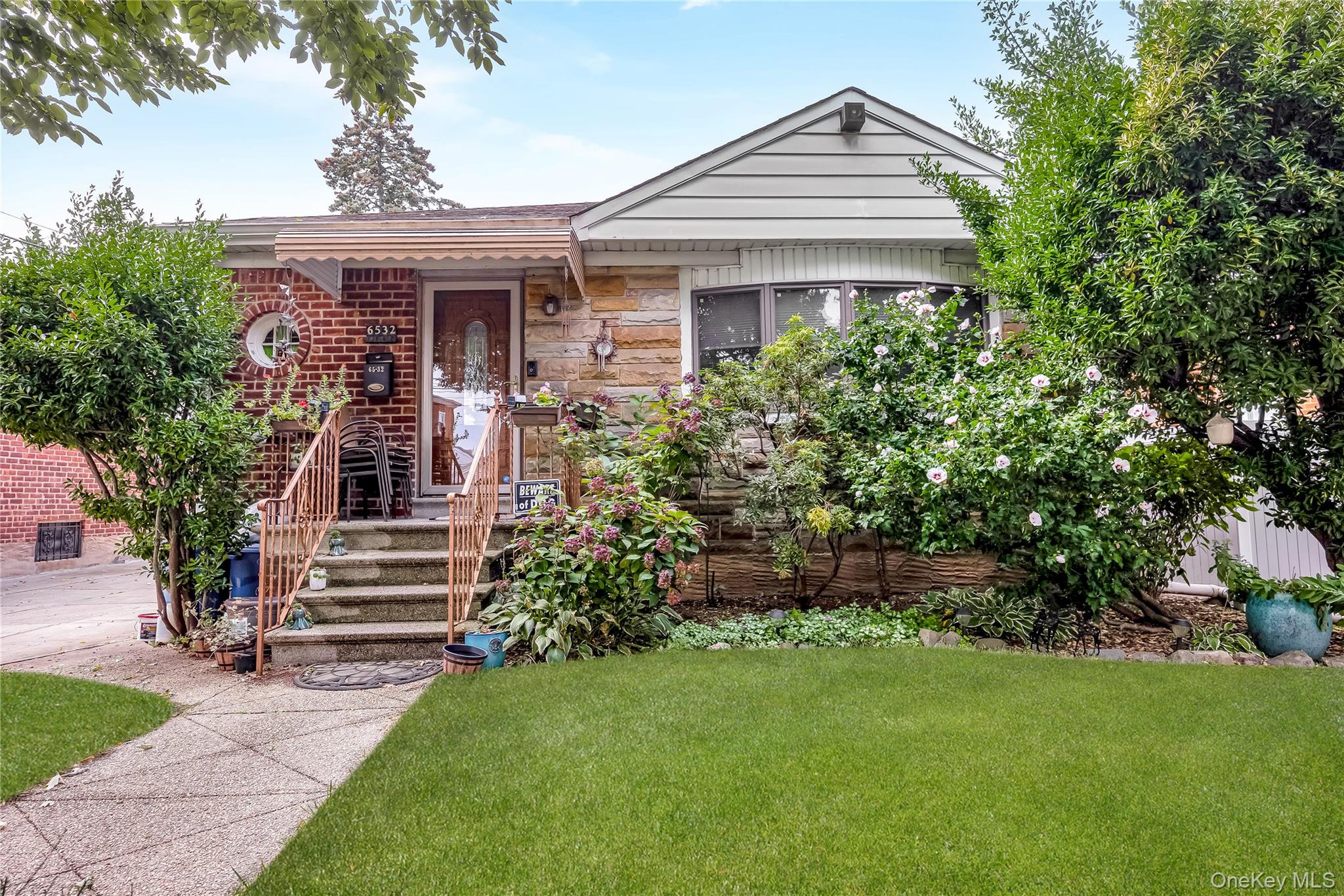 6532 170th Street, Fresh Meadows, NY 11365