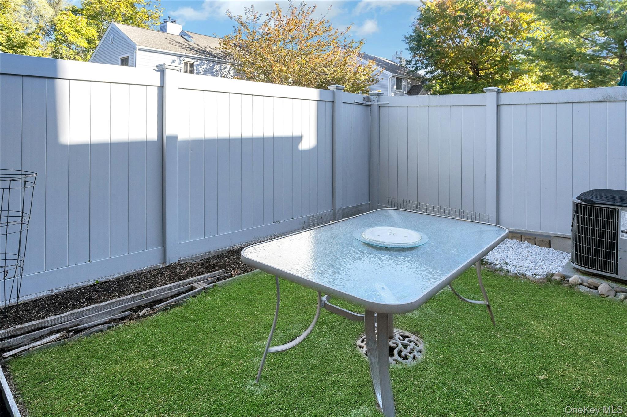 24 Leisure Way, Mohegan Lake, NY 10547