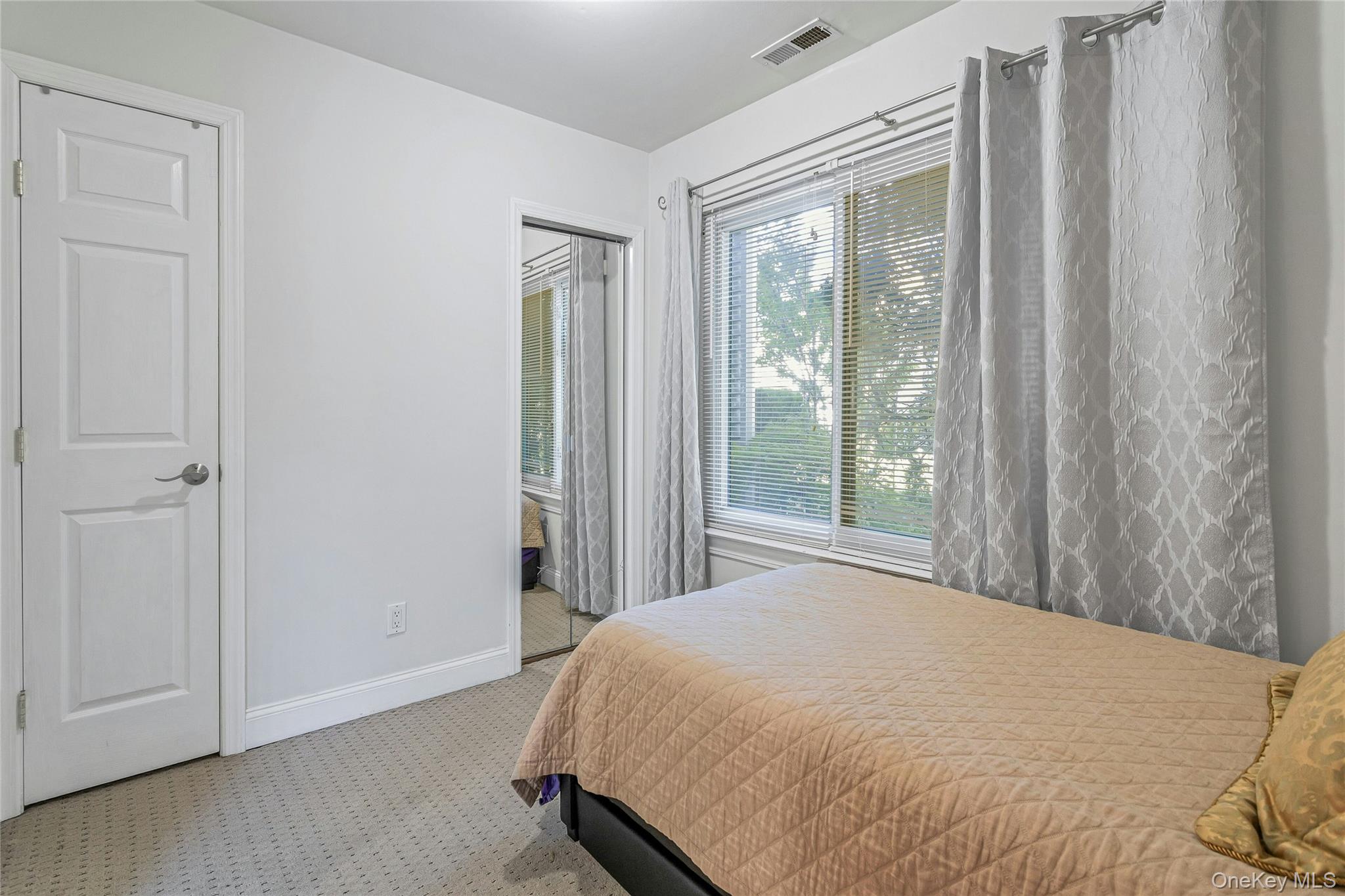 24 Leisure Way, Mohegan Lake, NY 10547