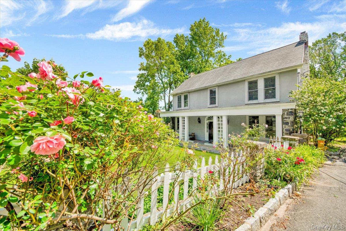 6 Sunset Lane, Hartsdale, NY 10530