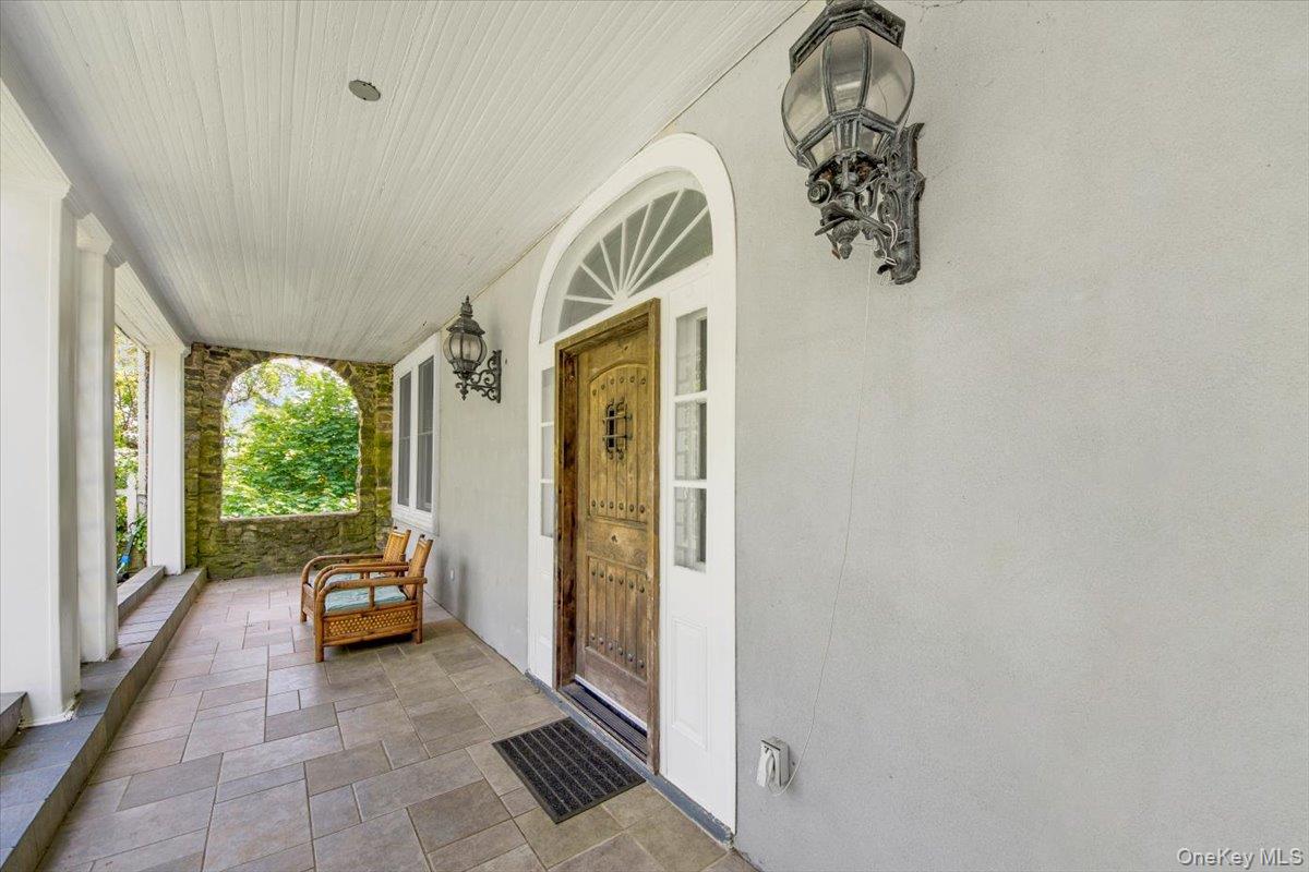 6 Sunset Lane, Hartsdale, NY 10530