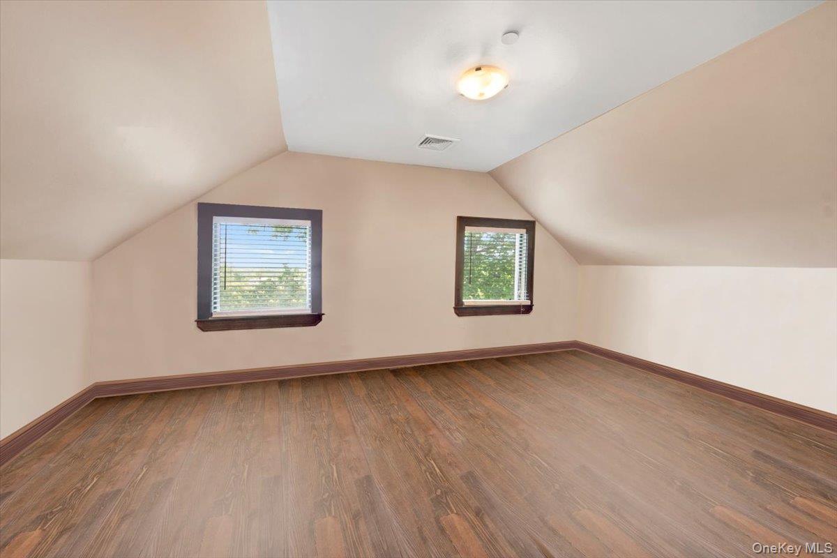 6 Sunset Lane, Hartsdale, NY 10530