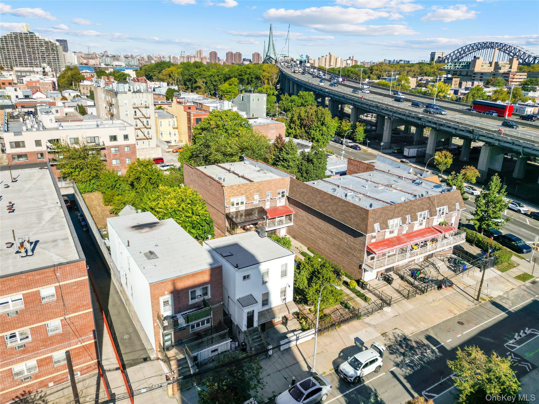 25-14 Crescent Street, Astoria, NY 11102