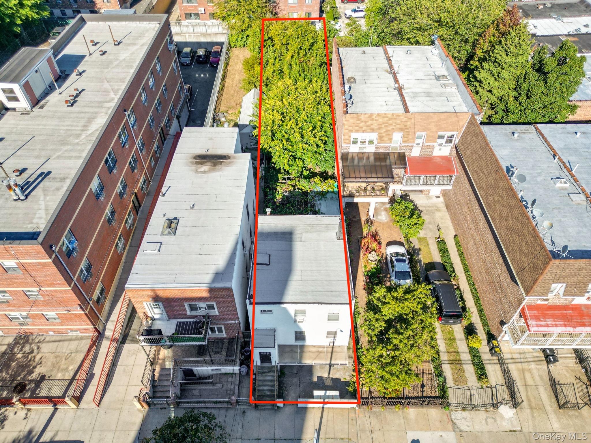 25-14 Crescent Street, Astoria, NY 11102