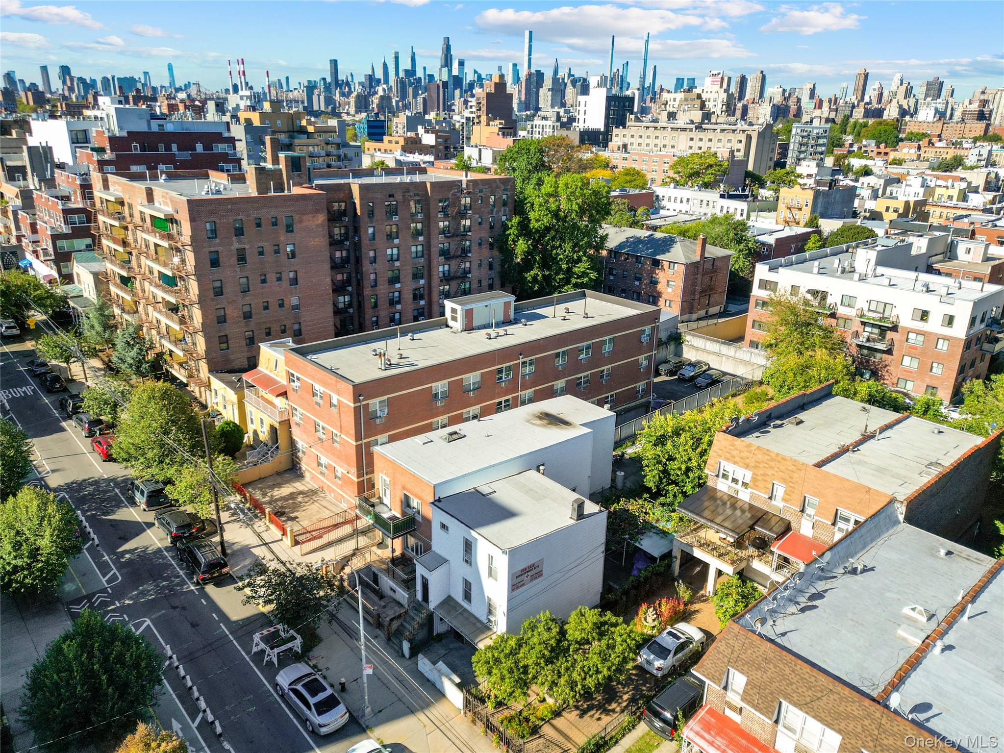 25-14 Crescent Street, Astoria, NY 11102