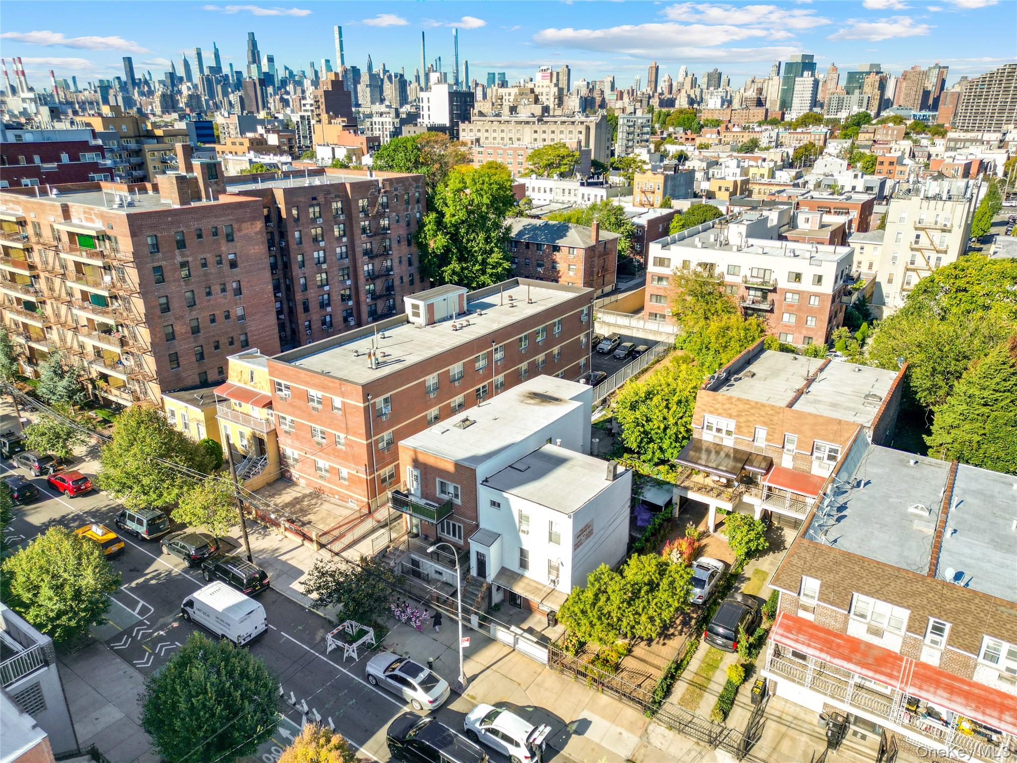 25-14 Crescent Street, Astoria, NY 11102