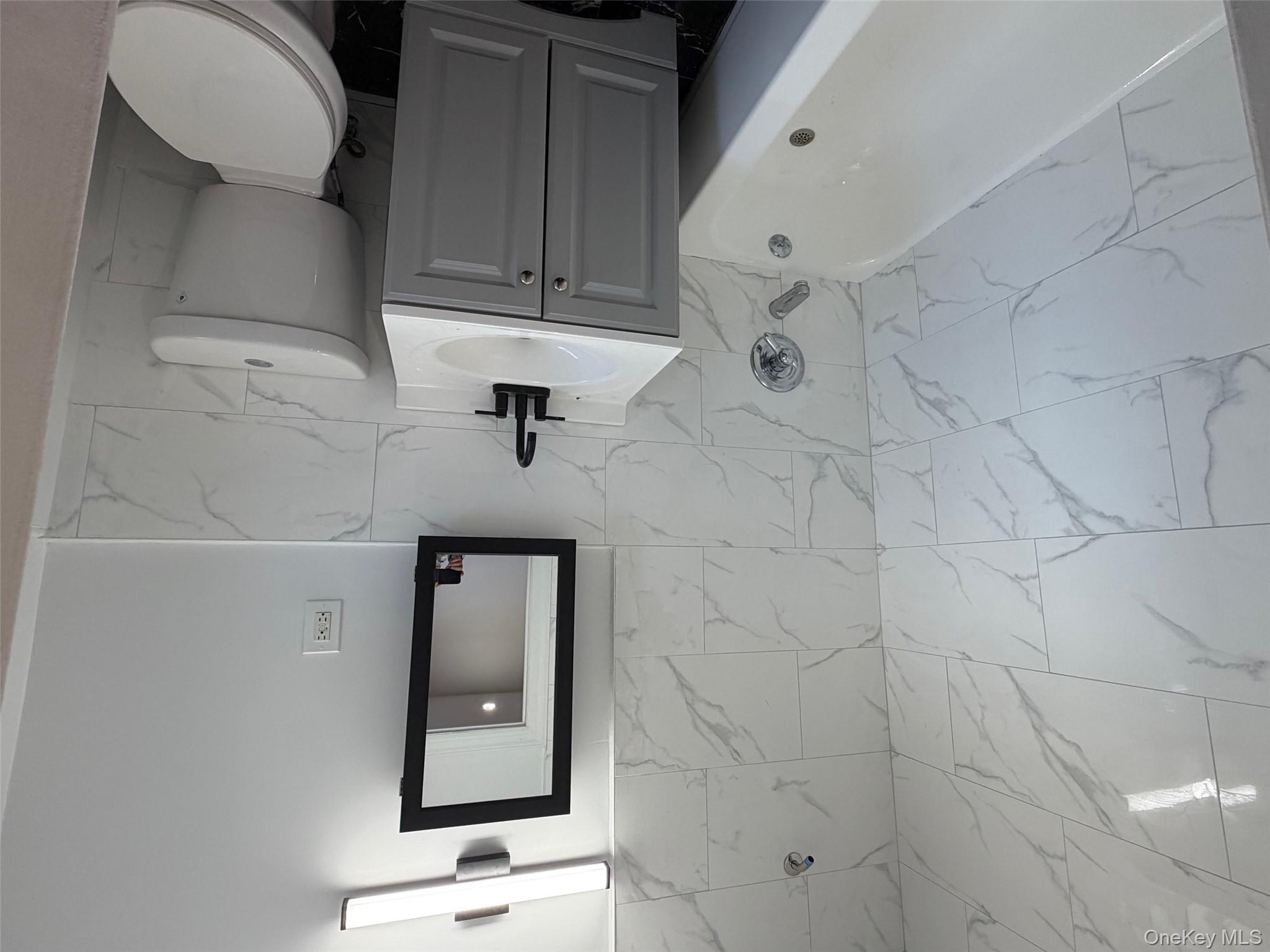 830 E Broadway # 111, Long Beach, NY 11561