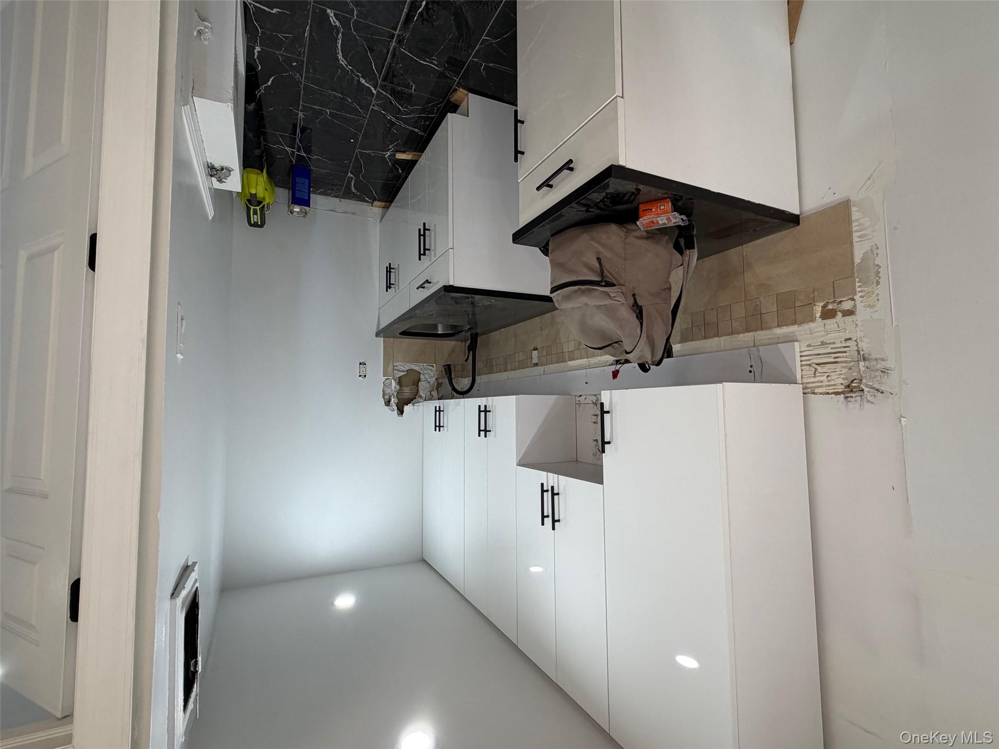 830 E Broadway # 201, Long Beach, NY 11561