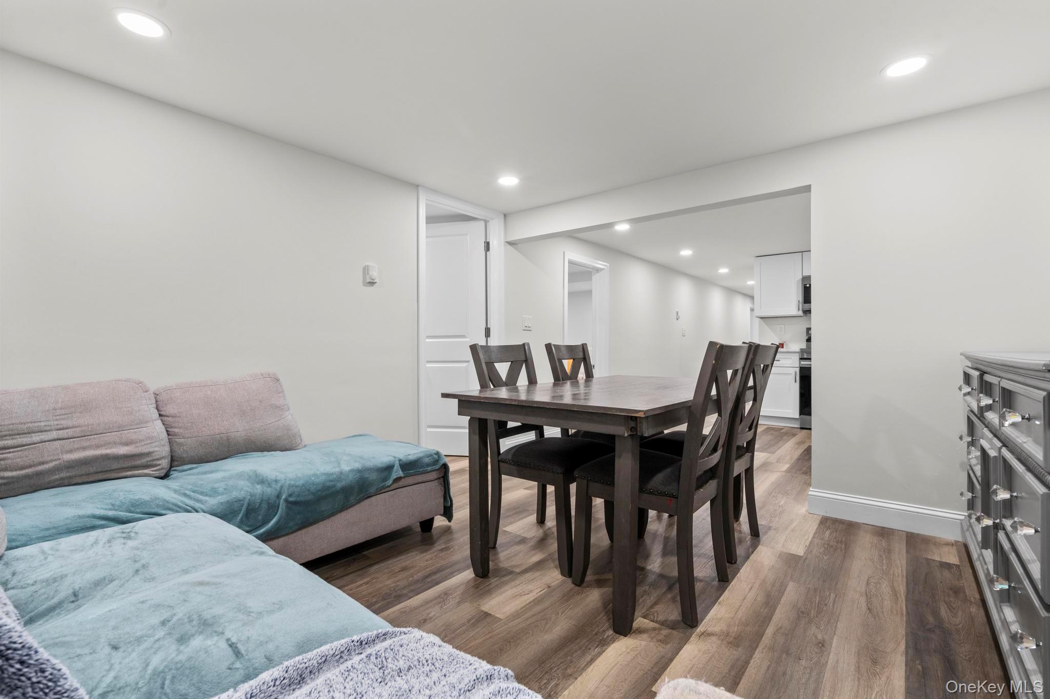 123-125 Summerfield Avenue, Bridgeport, CT 06610