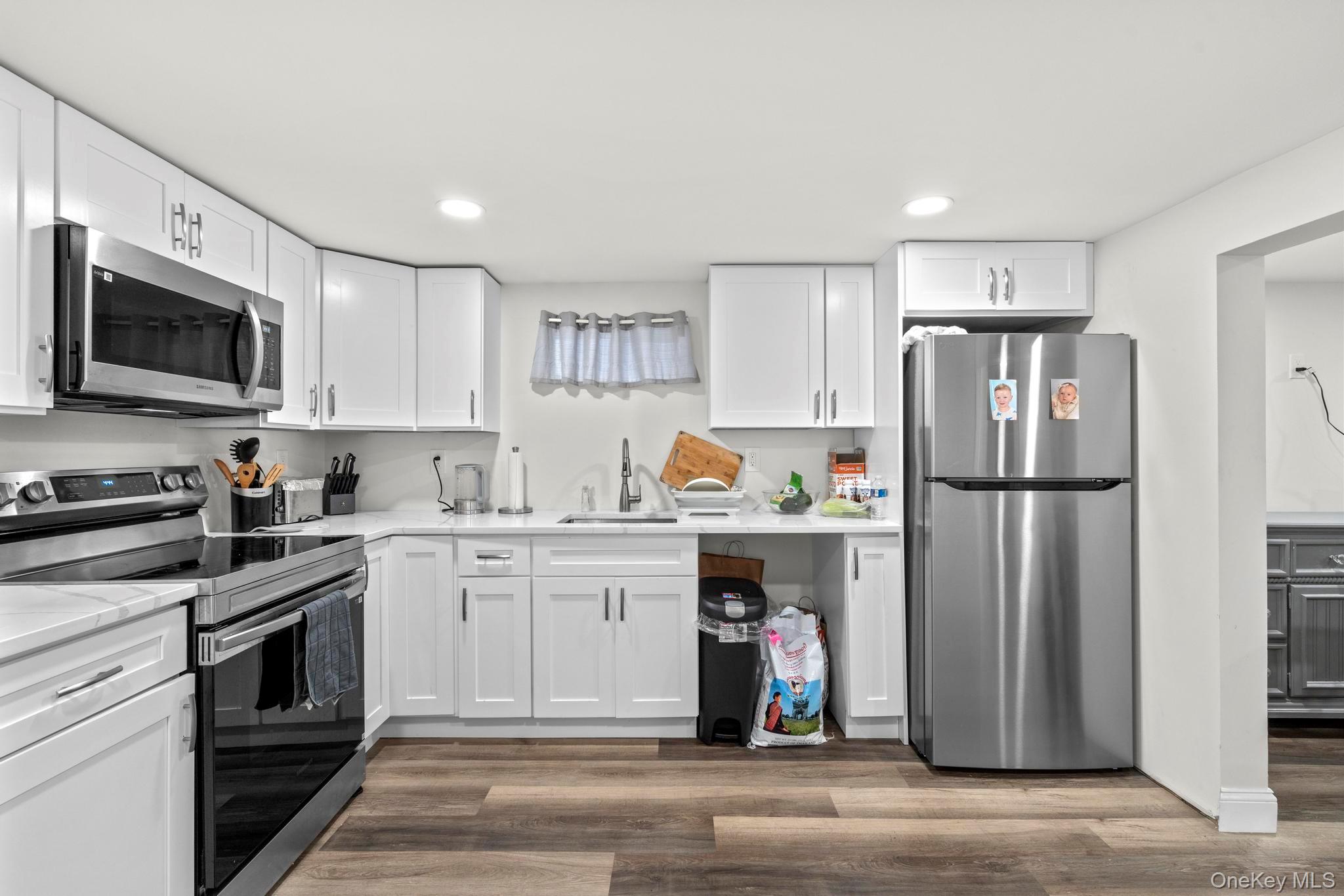 123-125 Summerfield Avenue, Bridgeport, CT 06610