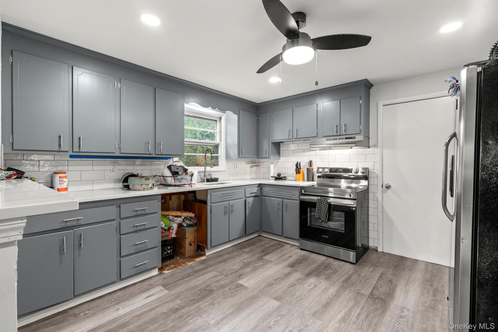 123-125 Summerfield Avenue, Bridgeport, CT 06610