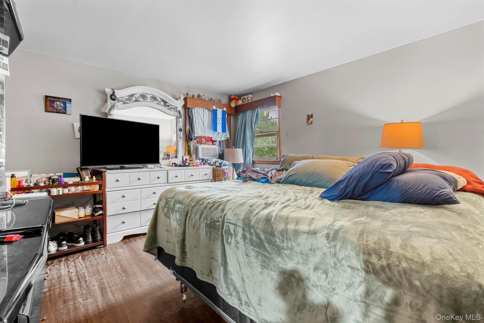 123-125 Summerfield Avenue, Bridgeport, CT 06610