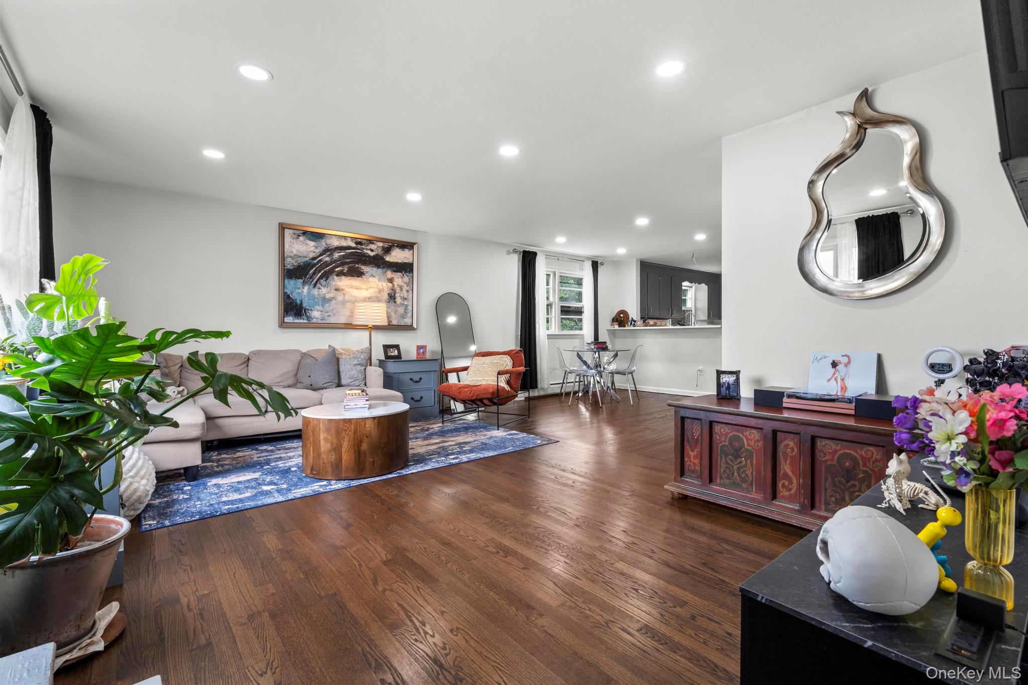 123-125 Summerfield Avenue, Bridgeport, CT 06610