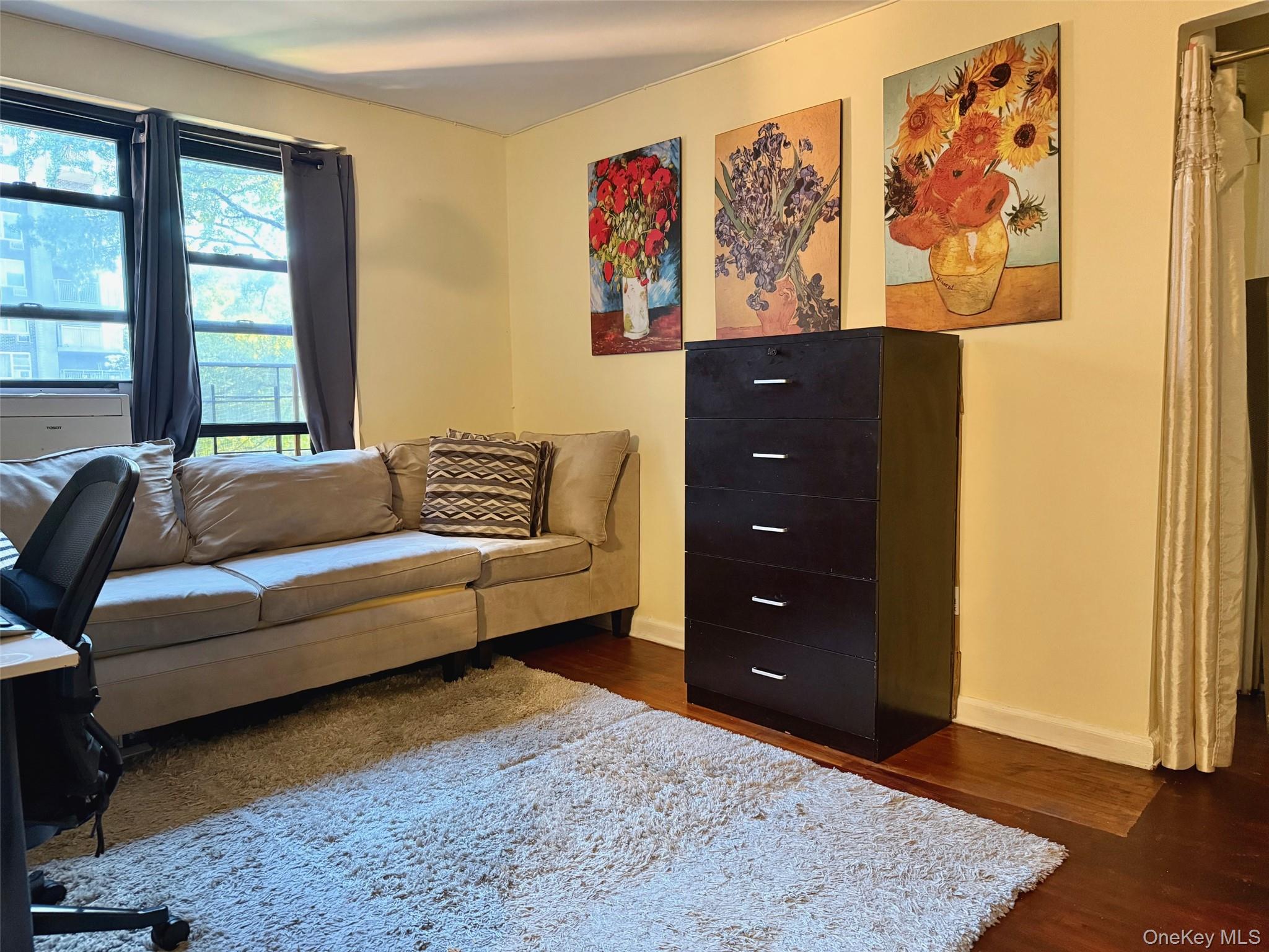 112-25 34 Avenue # 3E, Corona, NY 11368