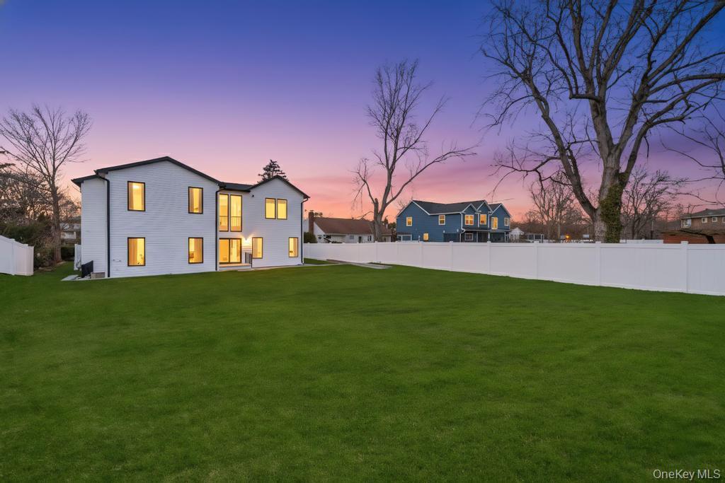 51 Stephen Drive, Plainview, NY 11803