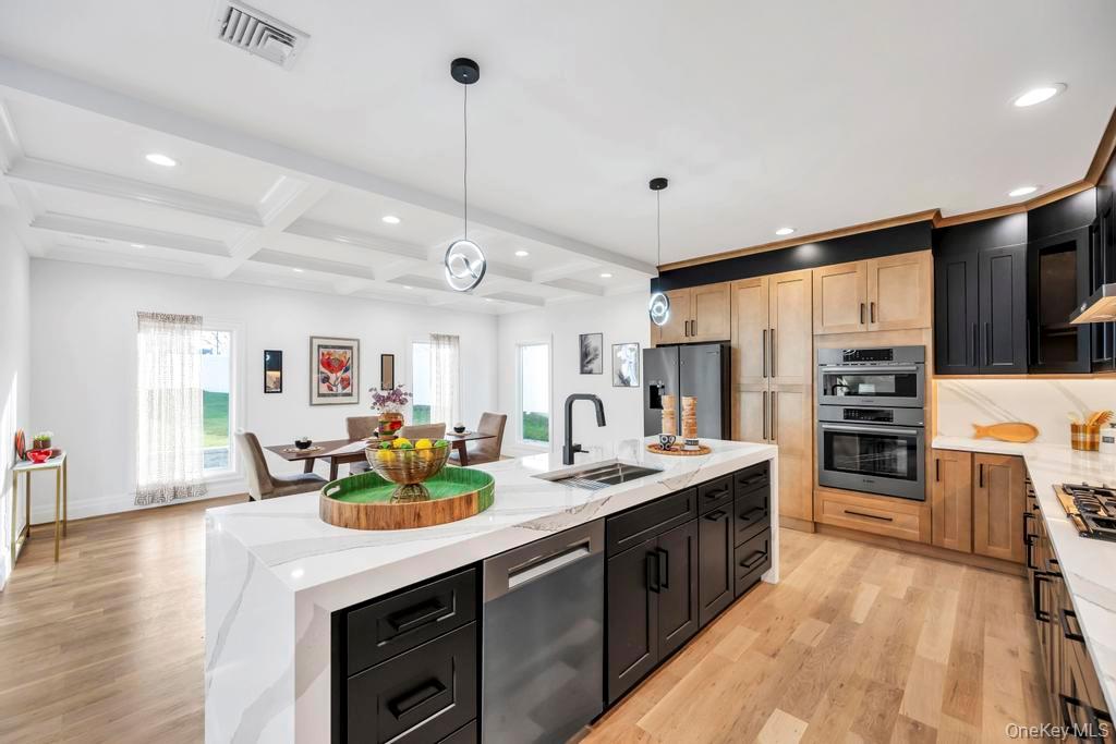 51 Stephen Drive, Plainview, NY 11803