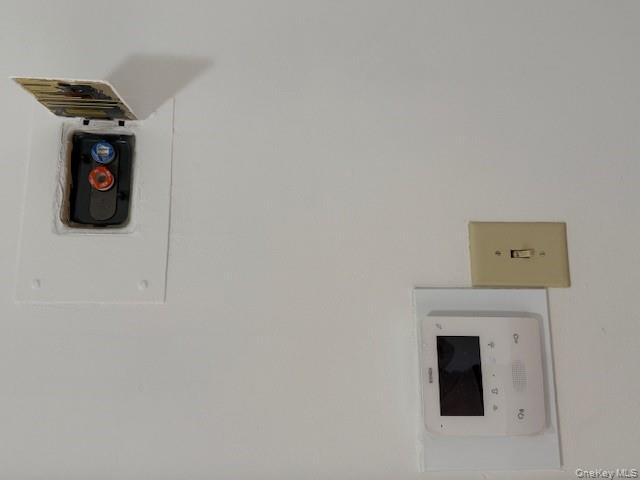 52-21 65th Place # 6P, Maspeth, NY 11378